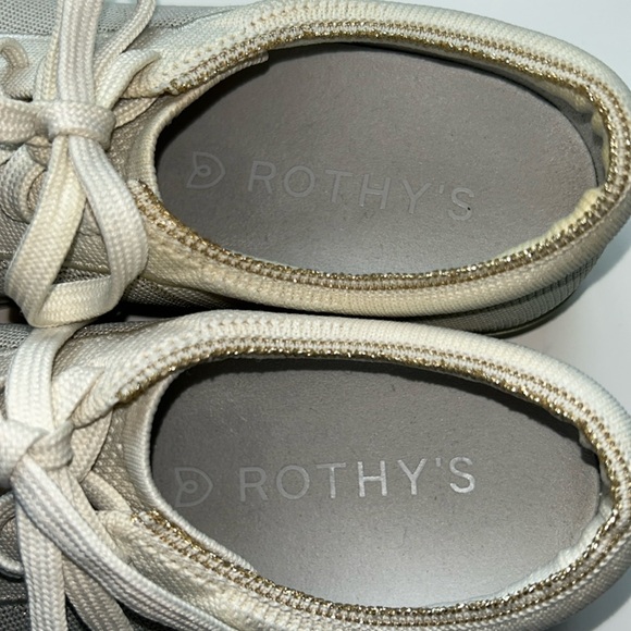 Rothys Limited Edition Gold Metallic Lace up Sneakers - Size 7 - Picture 8 of 13